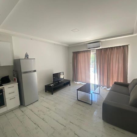 1-Bedroom Duplex 100M By The Sea Limassol Zewnętrze zdjęcie